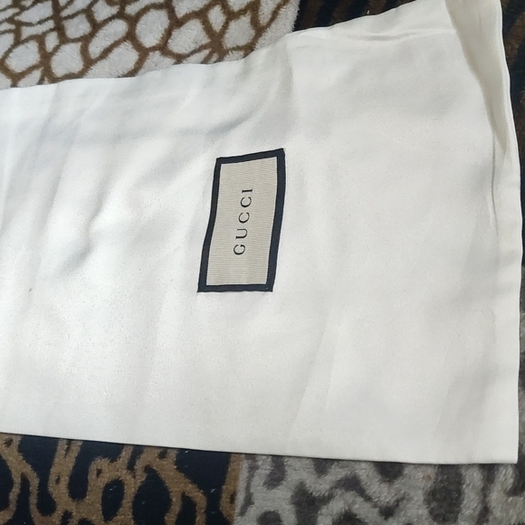 Gucci Dust bag 17.5x8 - Picture 3 of 4